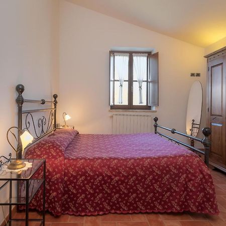 Sellano Castello Di Pupaggiヴィラ エクステリア 写真