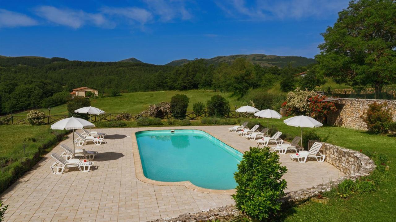 Sellano Castello Di Pupaggiヴィラ エクステリア 写真