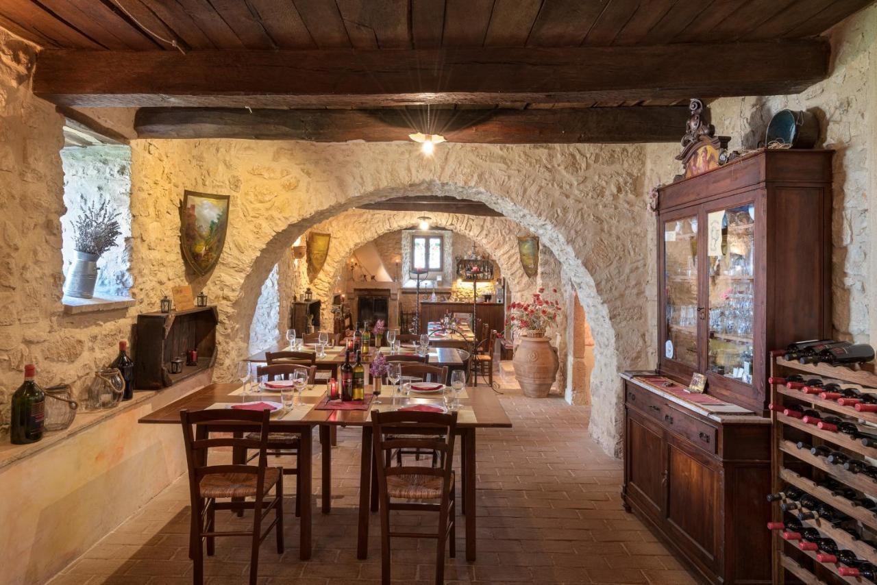 Sellano Castello Di Pupaggiヴィラ エクステリア 写真