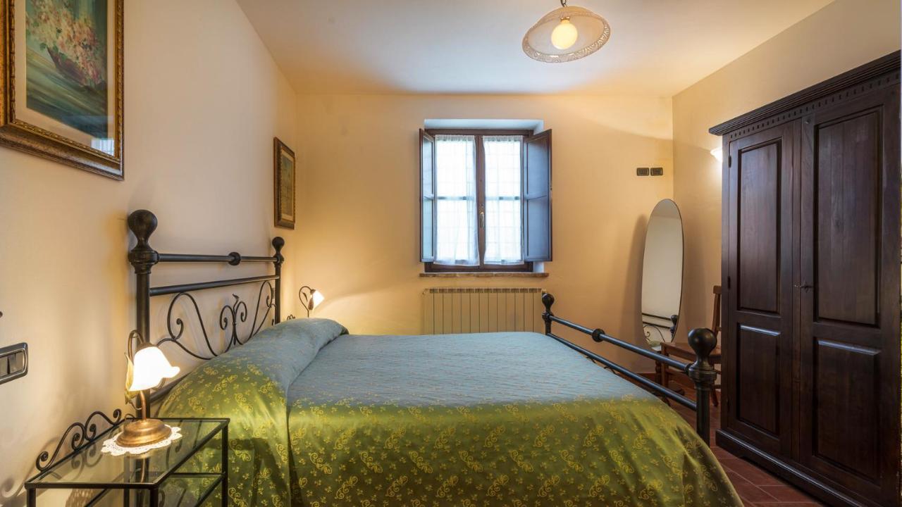 Sellano Castello Di Pupaggiヴィラ エクステリア 写真