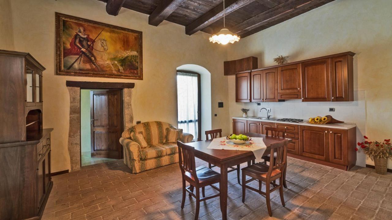 Sellano Castello Di Pupaggiヴィラ エクステリア 写真