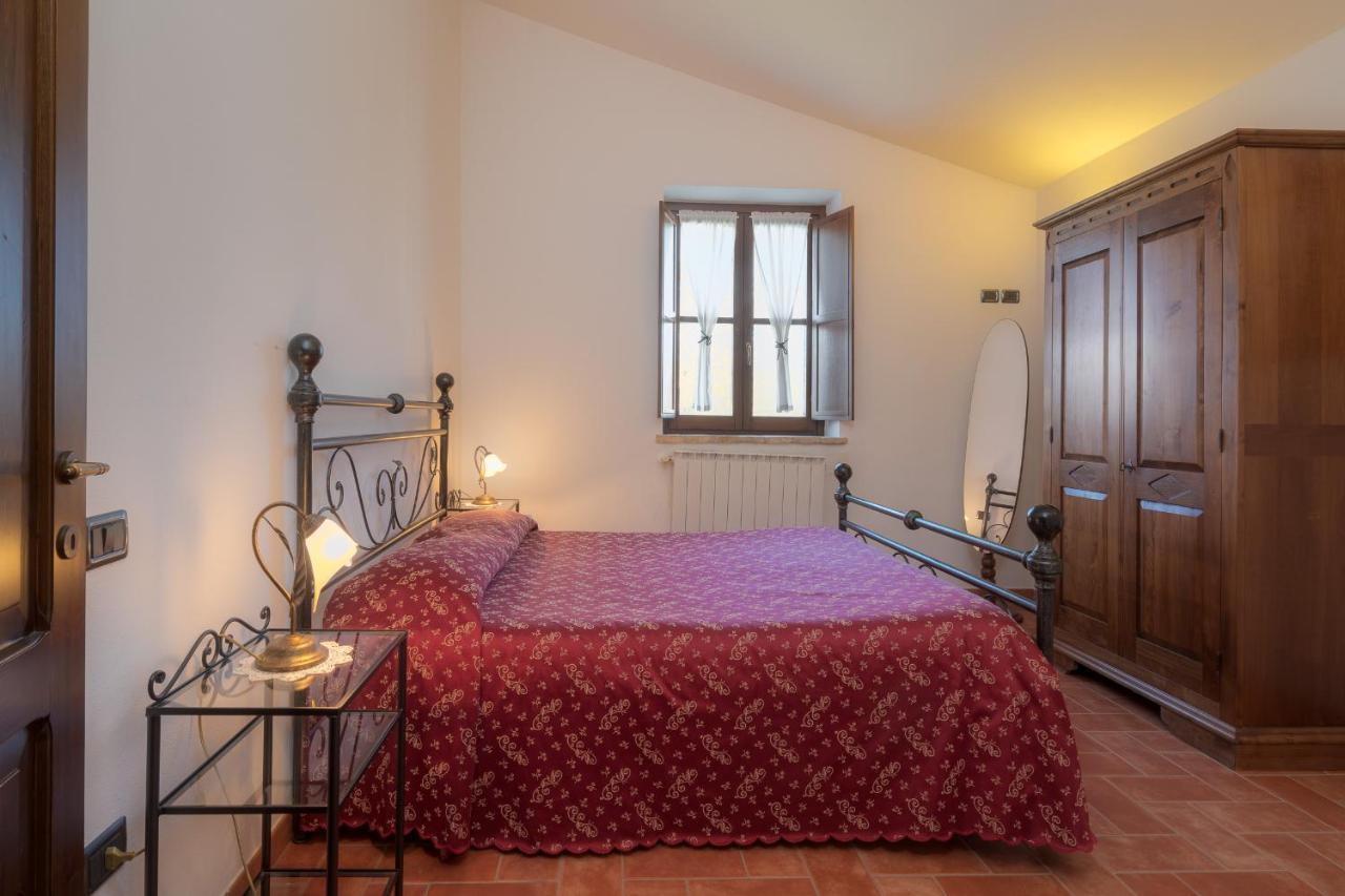 Sellano Castello Di Pupaggiヴィラ エクステリア 写真