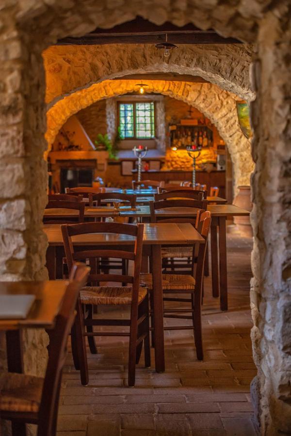 Sellano Castello Di Pupaggiヴィラ エクステリア 写真